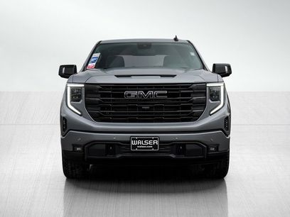 New 2026 GMC Sierra 1500 Elevation w/ Elevation Premium Package