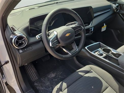 New 2026 Chevrolet Equinox LT image 13