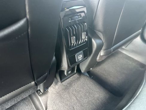 Used 2024 Jeep Compass Limited AWD/4WD image 22