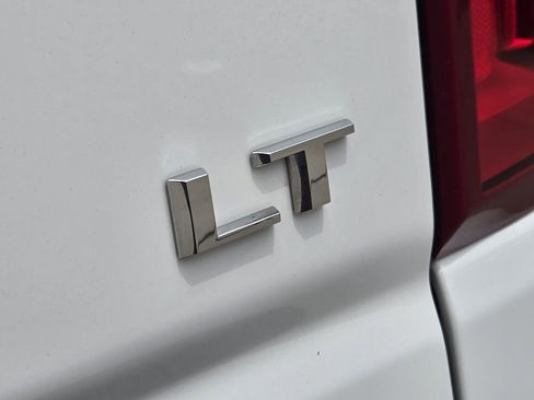 Used 2024 Chevrolet Silverado 1500 LT Trail Boss w/ LT Trail Boss Premium Package image 16