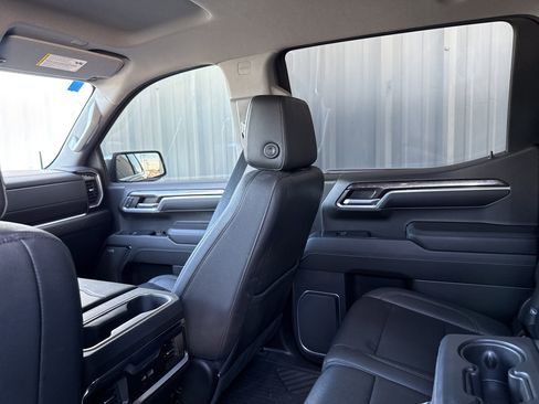 Used 2022 Chevrolet Silverado 1500 LTZ image 38