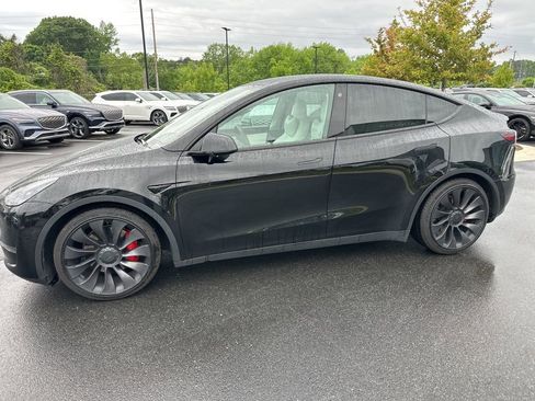 Used 2021 Tesla Model Y Performance AWD/4WD image 4