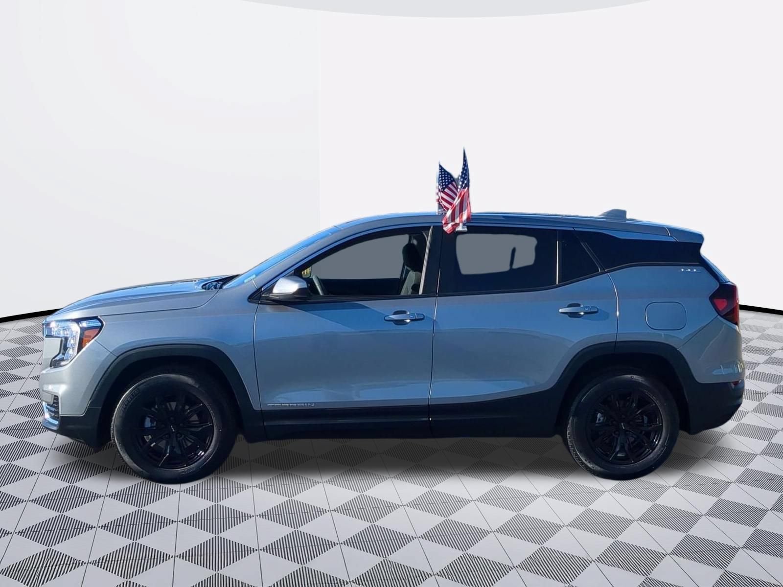 Certified 2023 GMC Terrain SLE FWD image 4