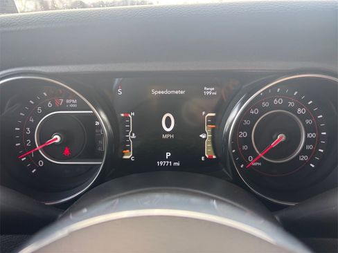 Used 2021 Jeep Gladiator Mojave image 16