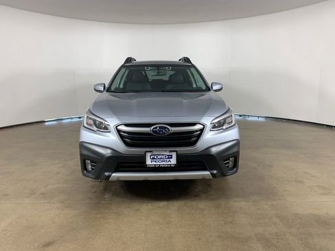 Used 2022 Subaru Outback Limited image 3