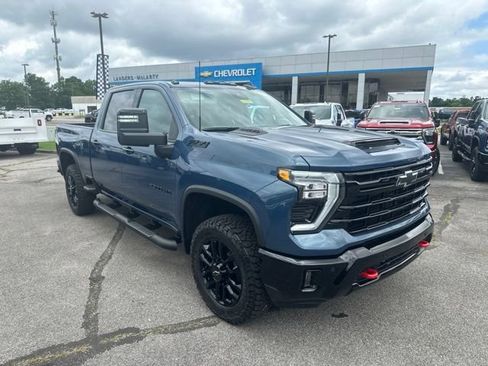 New 2026 Chevrolet Silverado 2500 LTZ w/ LTZ Plus Package AWD/4WD image 1