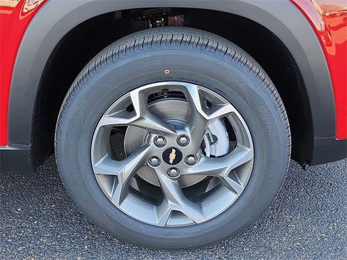 New 2026 Chevrolet Trax LT image 5