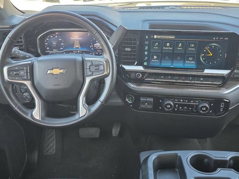 Used 2025 Chevrolet Silverado 1500 LT RWD image 19