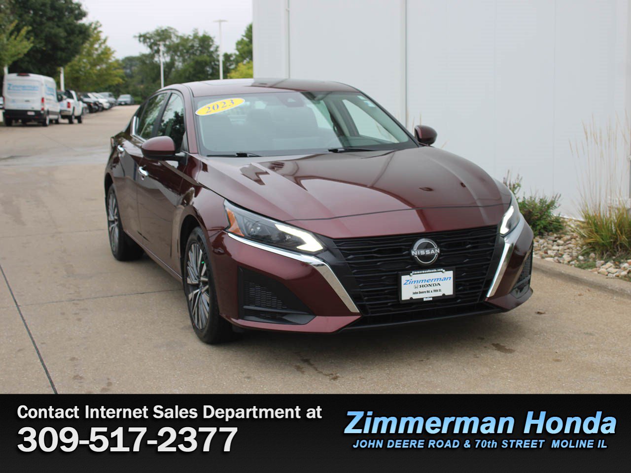 Used 2023 Nissan Altima 2.5 SV w/ SV Premium Package AWD/4WD image 3