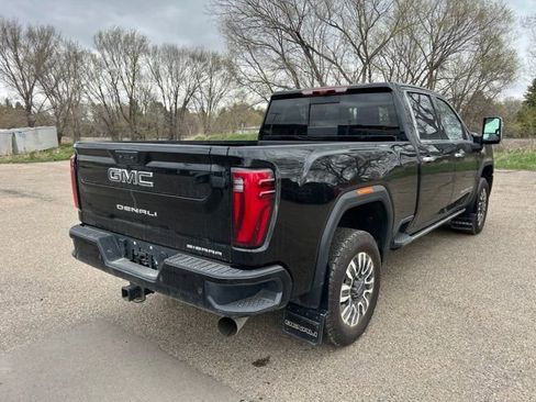 Used 2025 GMC Sierra 2500 Denali Ultimate AWD/4WD image 8