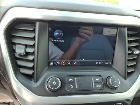 Used 2021 GMC Acadia SLE FWD image 15