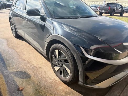 Used 2025 Hyundai Ioniq 5 SEL RWD image 3