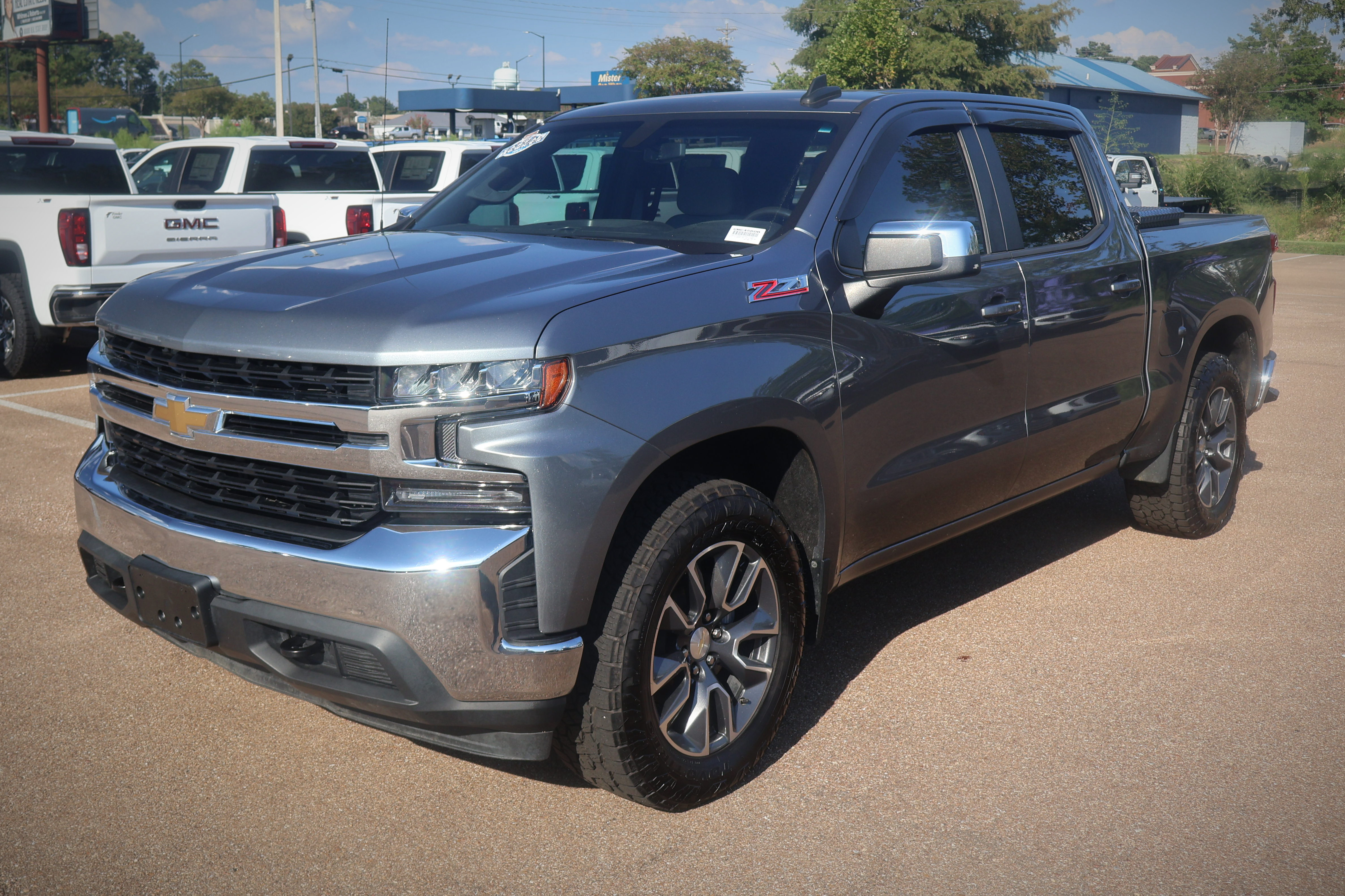 Used 2020 Chevrolet Silverado 1500 LT w/ All-Star Edition AWD/4WD image 1