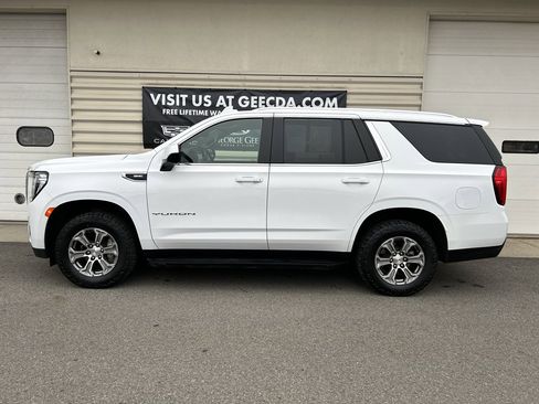 Used 2024 GMC Yukon SLE image 7