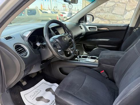 Used 2013 Nissan Pathfinder SV image 14