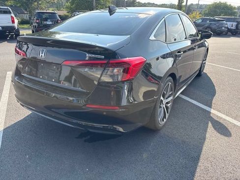 Used 2022 Honda Civic Touring image 6