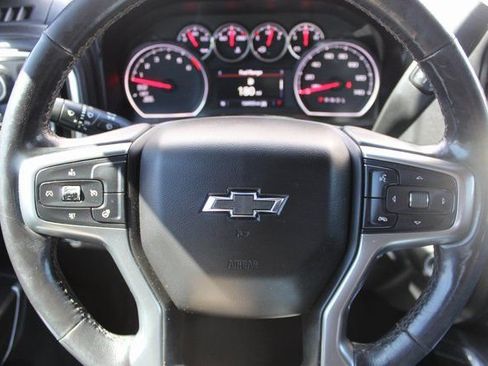 Used 2021 Chevrolet Silverado 1500 LT Trail Boss w/ Convenience Package II image 8