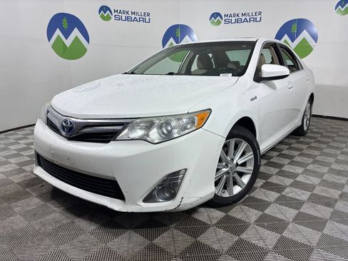 Used 2012 Toyota Camry XLE w/ Leather Pkg FWD image 4