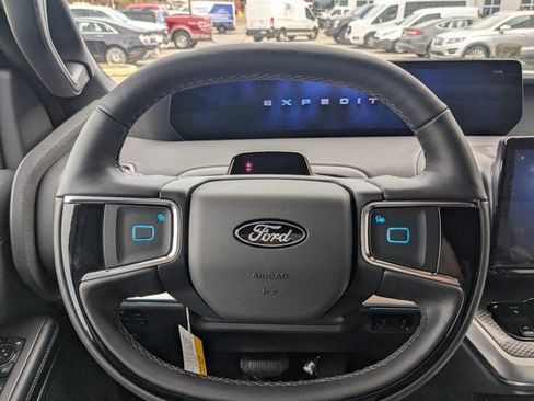 New 2025 Ford Expedition Max Platinum w/ Stealth Performance Package image 17