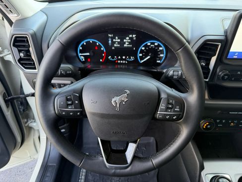 Used 2024 Ford Bronco Sport Big Bend w/ Convenience Package image 2