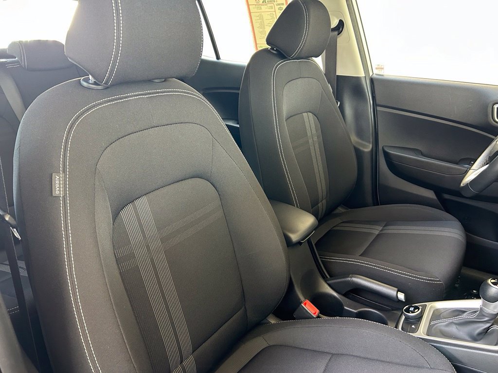 Used 2026 Hyundai Venue SEL FWD image 22