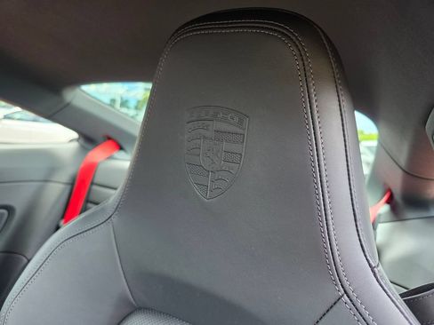 Used 2025 Porsche 911 Carrera RWD image 12