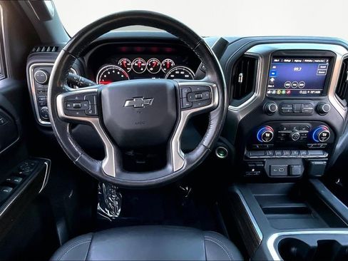 Used 2022 Chevrolet Silverado 1500 LT Trail Boss w/ Convenience Package II image 8