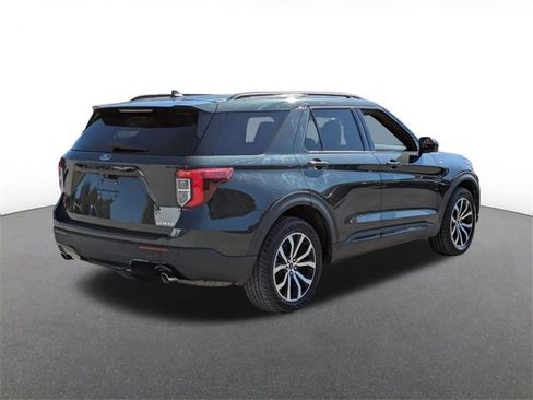 Used 2022 Ford Explorer ST-Line image 3