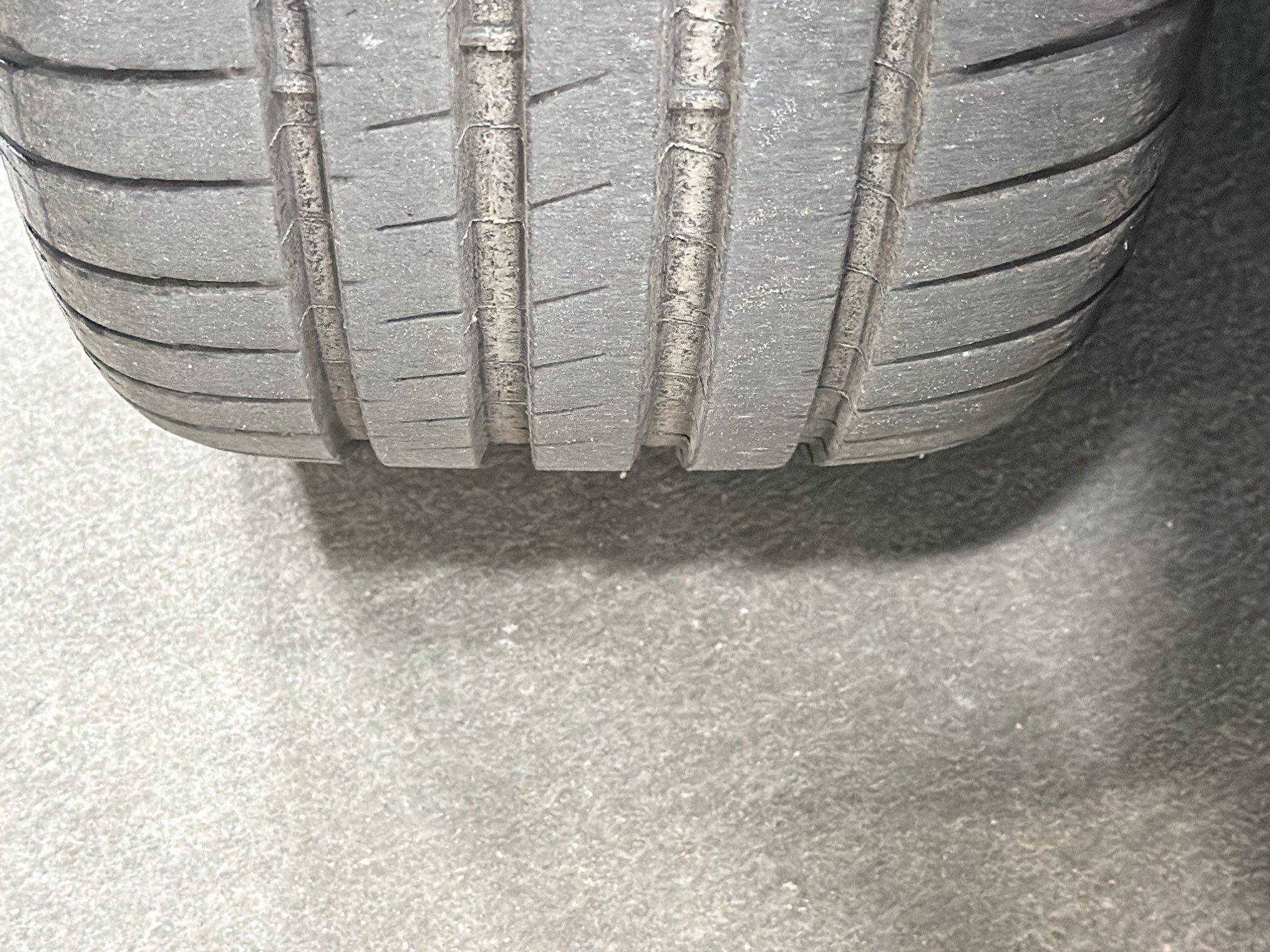 Certified 2024 Porsche 911 Carrera RWD image 40