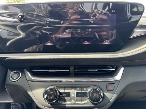 New 2026 Buick Envista Preferred w/ Convenience II Package image 18