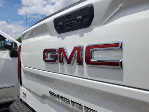 New 2026 GMC Sierra 1500 SLT w/ SLT Premium Plus Package AWD/4WD image 7