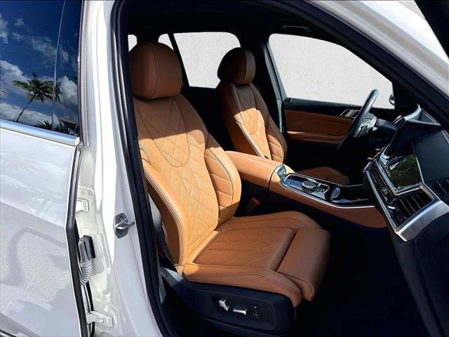 Certified 2024 BMW X5 sDrive40i w/ Premium Package RWD image 9