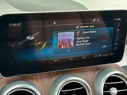 Used 2022 Mercedes-Benz C 300 C 300 2D Convertible image 15