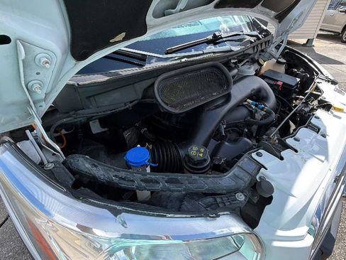 Used 2019 Ford Transit 350 XLT RWD image 21
