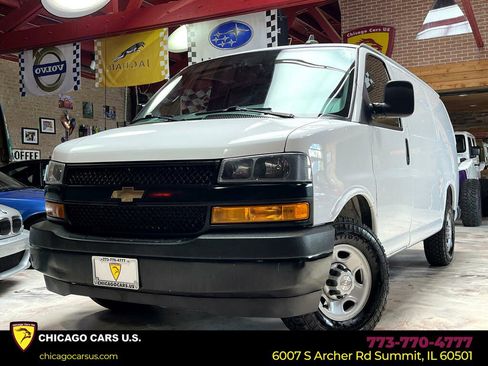 Used 2019 Chevrolet Express 2500 w/ Driver Convenience Package RWD image 1
