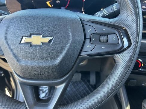 Used 2025 Chevrolet TrailBlazer LT image 26