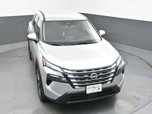 Certified 2024 Nissan Rogue SV AWD/4WD image 31