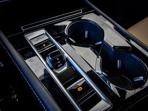 New 2026 Volkswagen Atlas Cross Sport SE image 36