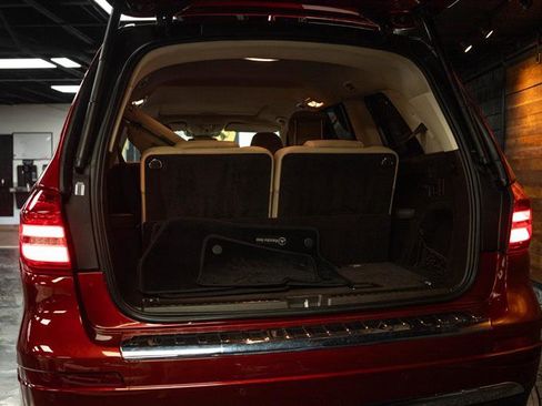 Used 2018 Mercedes-Benz GLS 450 4MATIC image 7