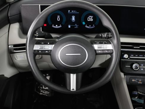 Certified 2026 Hyundai Tucson SE FWD image 21