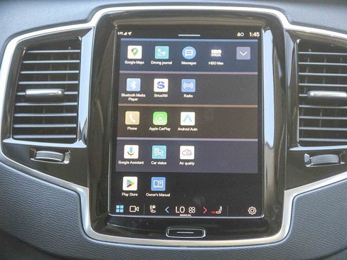 Used 2024 Volvo XC90 T8 Plus w/ Protection Package Premier image 16