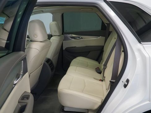 Used 2023 Cadillac XT5 Premium Luxury w/ Technology Package image 21