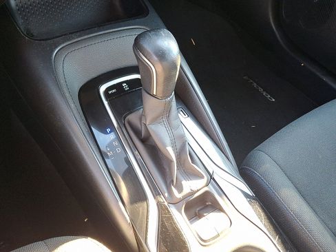 Used 2020 Toyota Corolla SE image 18