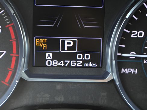 Used 2018 Subaru Forester 2.5i Touring w/ Popular Package #2 AWD/4WD image 9