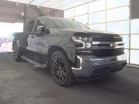 Used 2022 Chevrolet Silverado 1500 LT w/ Bed Protection Package image 1