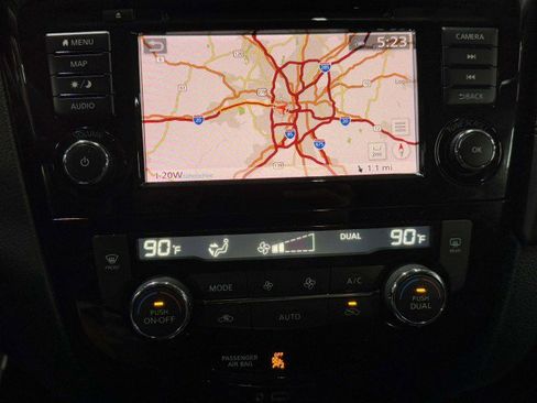 Used 2020 Nissan Rogue SL image 36