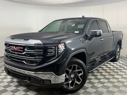 New 2025 GMC Sierra 1500 SLT w/ SLT Premium Package
