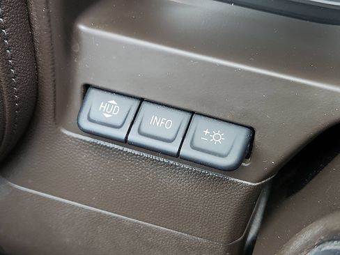 Used 2019 GMC Sierra 1500 Denali w/ Denali Ultimate Package AWD/4WD image 19