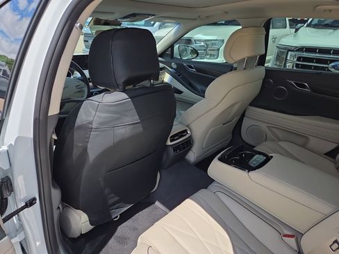 Used 2021 Genesis G80 3.5T AWD/4WD image 17