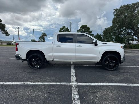 Used 2019 Chevrolet Silverado 1500 LT w/ Texas Edition RWD image 5